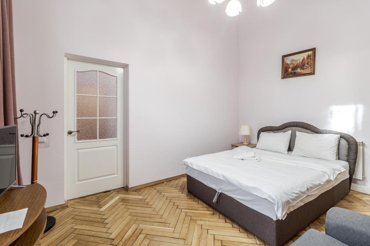 Striltsiv Apartment Lviv Eksteriør bilde